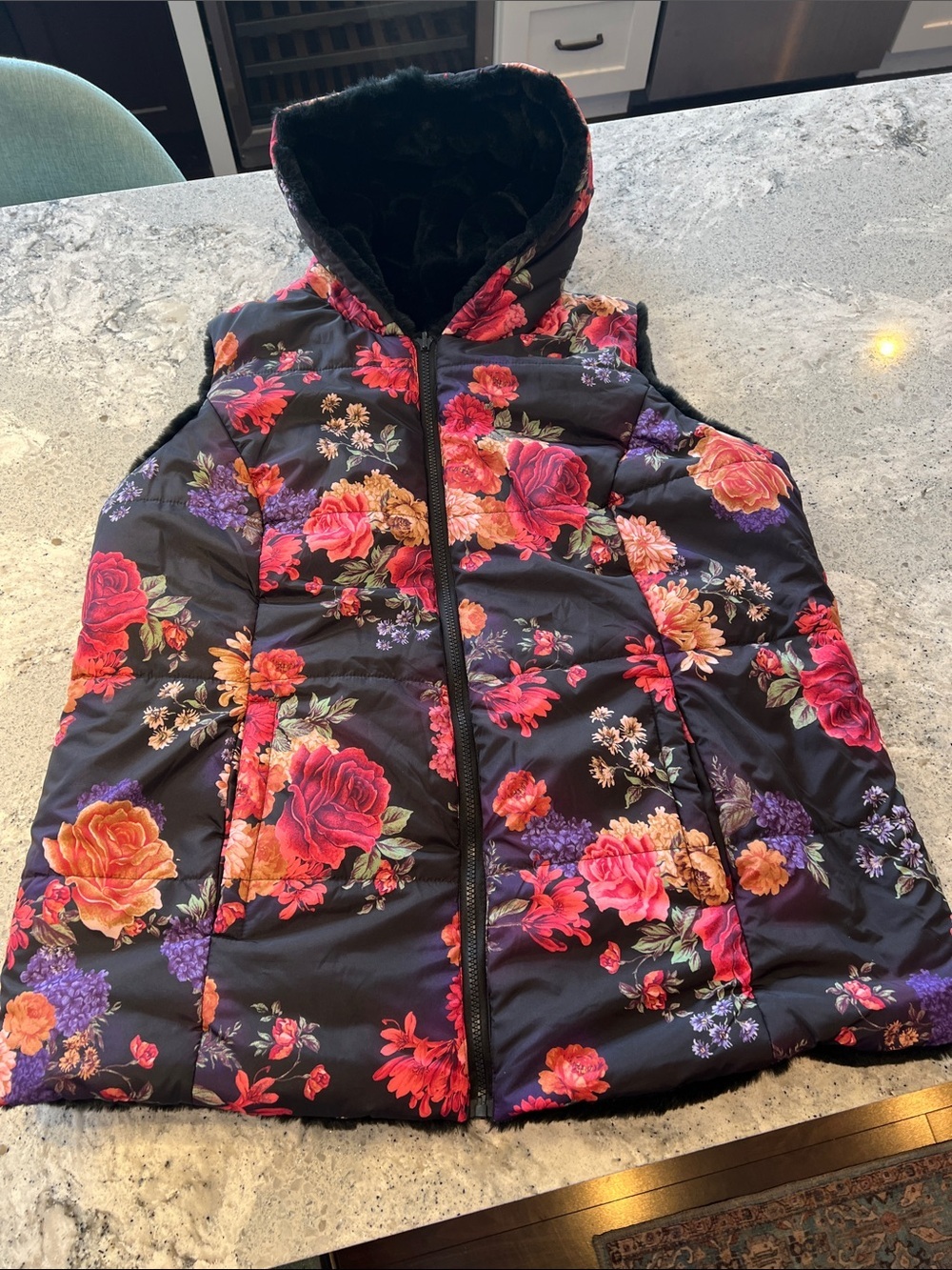 Roaman's Reversible Faux Fur Floral Puffer Vest Hooded Black Multi Size 20W New - Picture 9 of 13